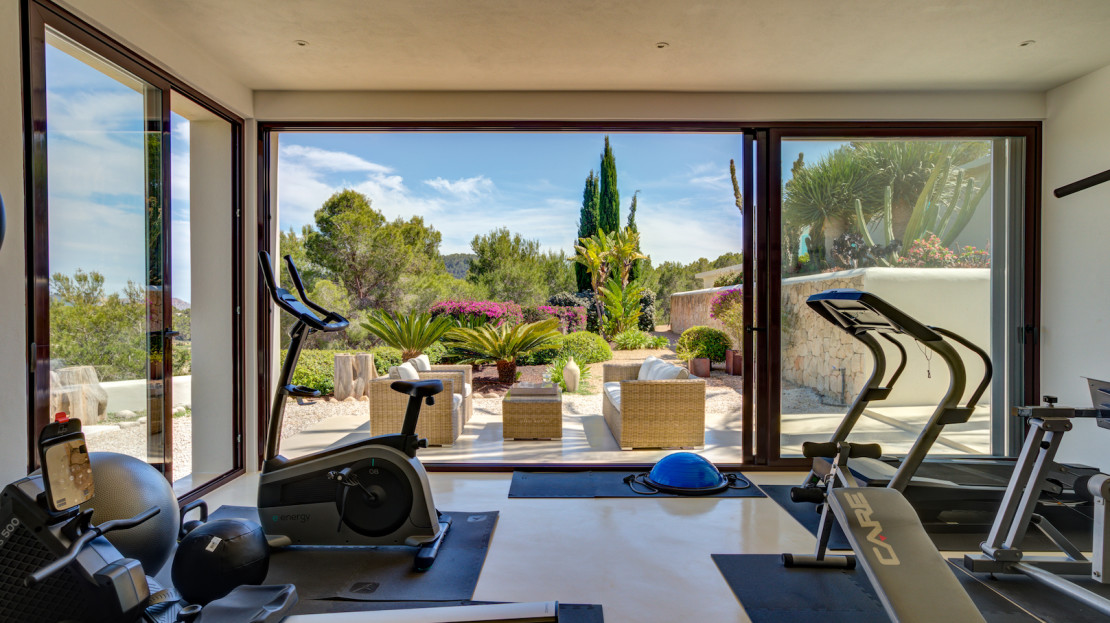 Exclusive Villa rental Collection with gym