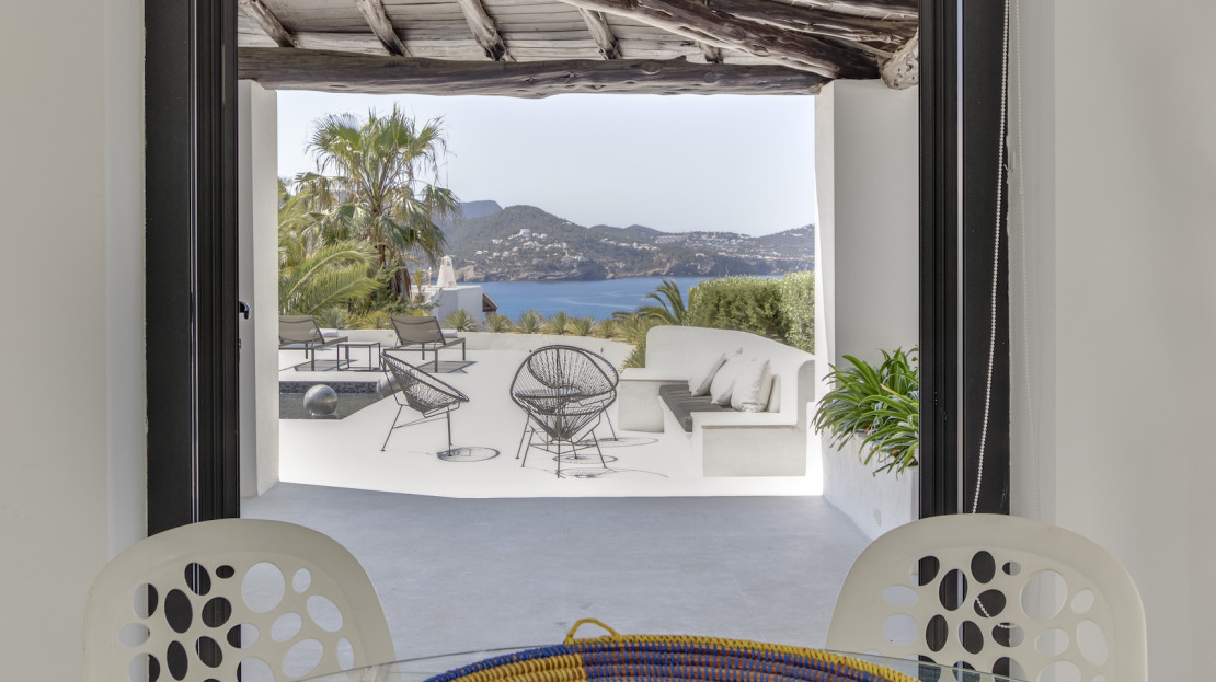 Villa Can Sarmiento, only 5mins walk to the beach, Ibiza, Balearic island, Spain