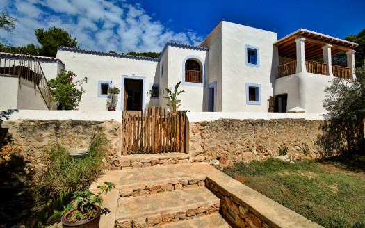 Authentic ibicencan finca for ent in the balearic island of Ibiza, Spain
