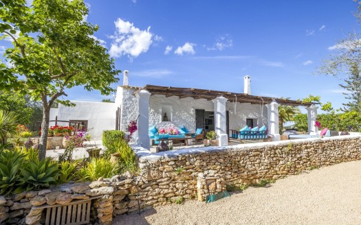 4 bedroom countryhouse to rent in Ibiza, north island