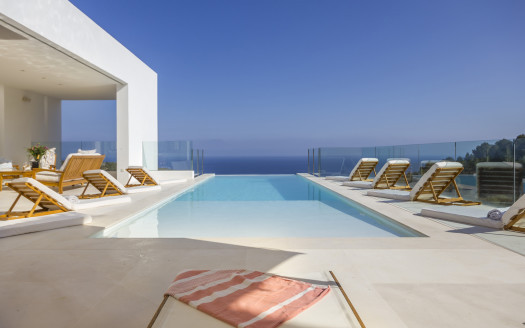 Exclusive private home to rent in Ibiza
