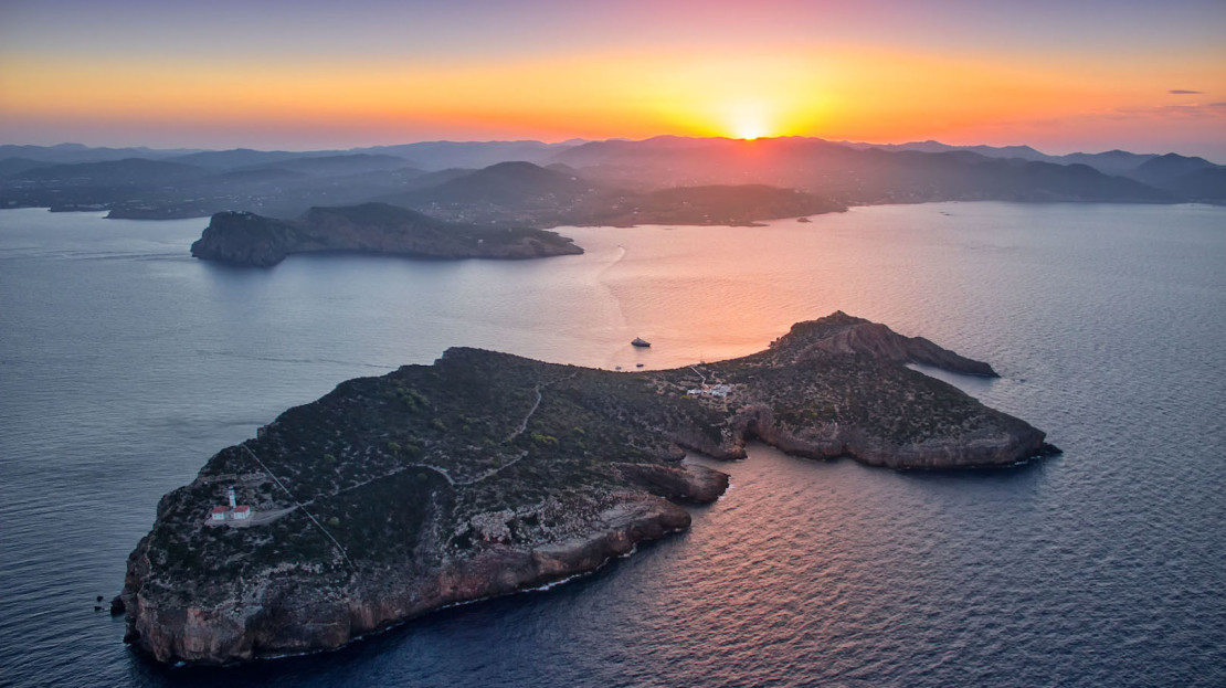 Private island to rent in Ibiza