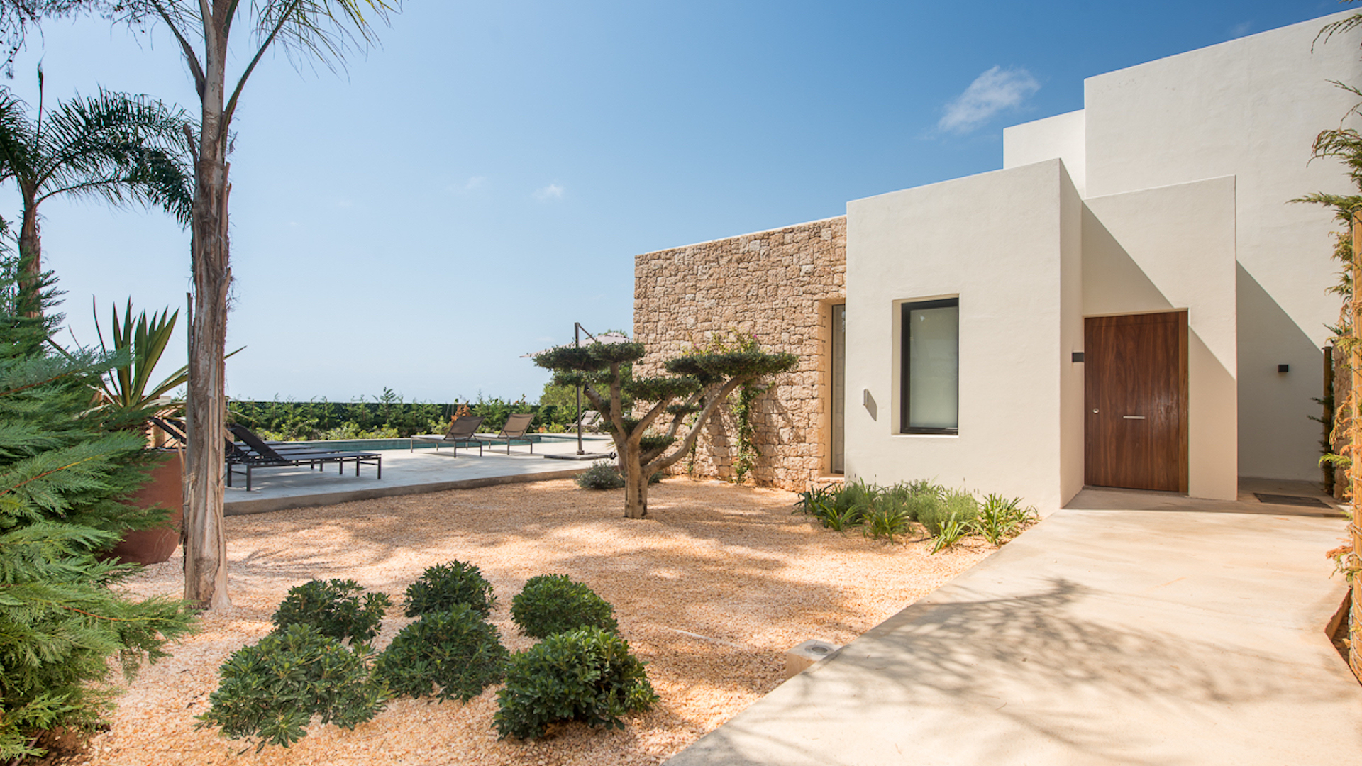 Water front modern villa to rent in Ibiza