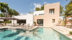 Modern luxury villa, only 5mins drive to Sta Eulalia. Prime location. Only few meters from the sea, with a lovely stair access. 5mins walk from Cala Martina and Cala Pada