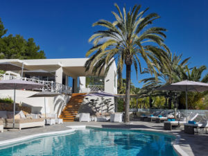 4 bedroom luxury villa rental, clos to Ibiza town.