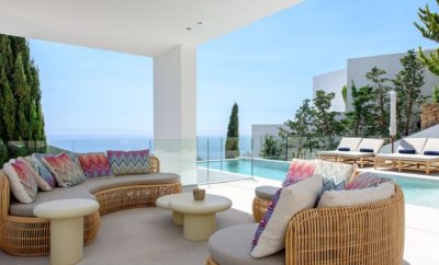 Can Cypress, Roca Llisa