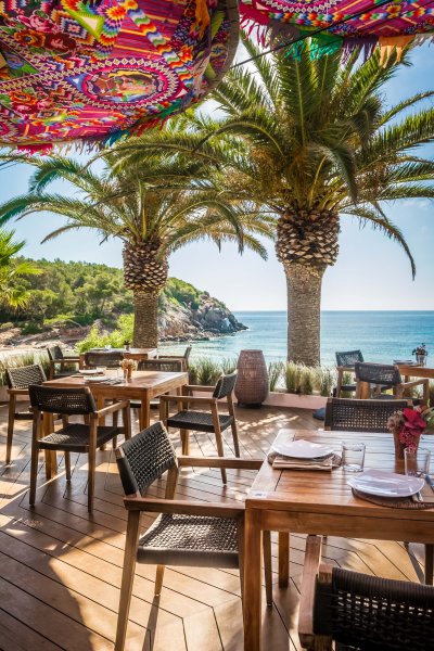 Ayianna Beach restaurant, Cala Nova. Vegan and free gluten options.